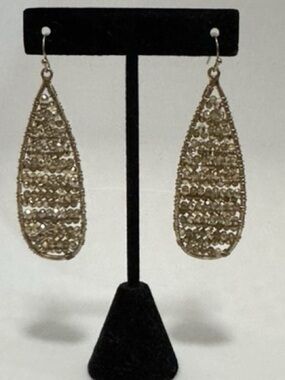 Marlyn Shiff Gold Teardrop Filigree Dangle Earrings - Women Jewelry